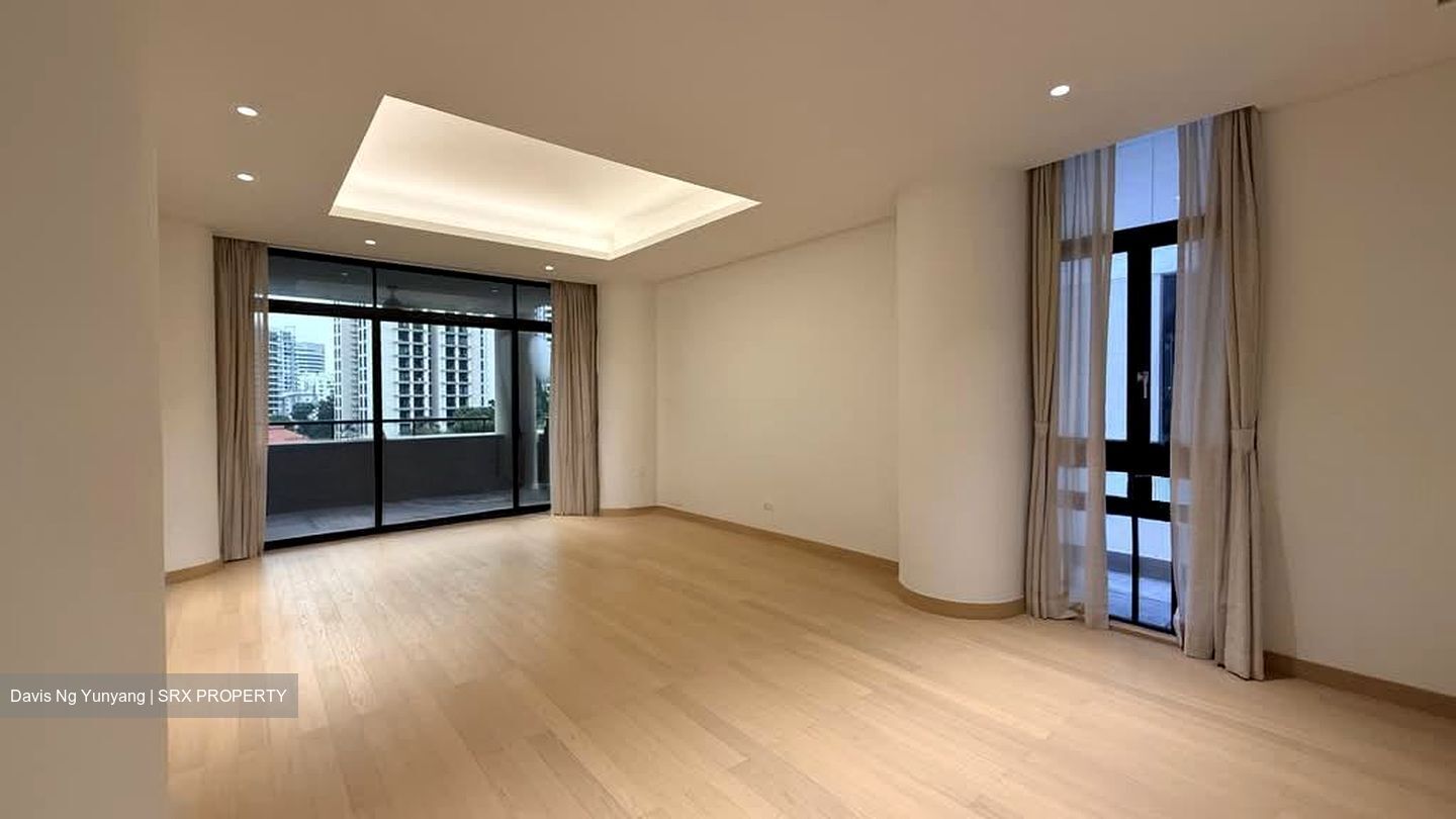 The Colonnade (D10), Condominium #582731141